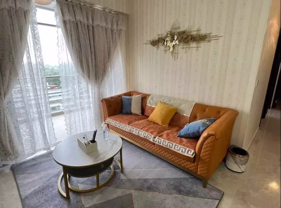 整套出租 • 市中心 •  Jadescape • S$5800 • 共管公寓 • 904ft² / 83m² 照片
