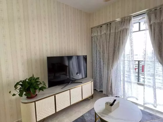 整套出租 • 市中心 •  Jadescape • S$5800 • 共管公寓 • 904ft² / 83m² 照片