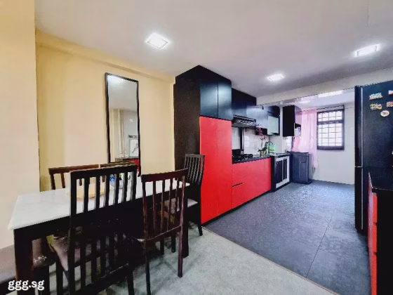 房屋出售 • 纽顿 • 75 Whampoa Drive • S$350000 • 3房(2臥室) • 699ft² / 64m² 照片