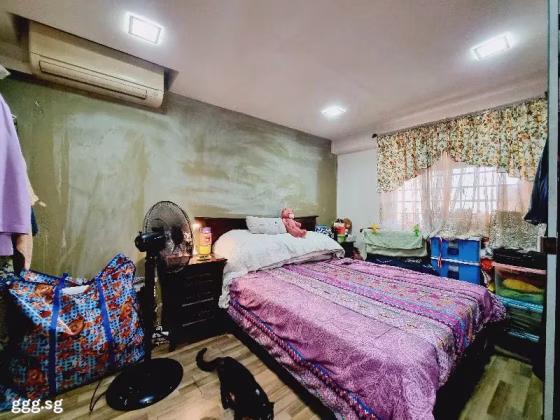 房屋出售 • 纽顿 • 75 Whampoa Drive • S$350000 • 3房(2臥室) • 699ft² / 64m² 照片