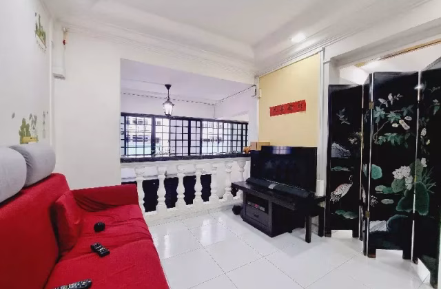 房屋出售 • 三巴旺 • 118 Marsiling Rise • S$850000 • 执行组屋 • 1862ft² / 172m²