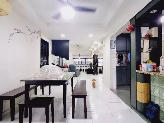 房屋出售 • 三巴旺 • 118 Marsiling Rise • S$850000 • 执行组屋 • 1862ft² / 172m² 照片
