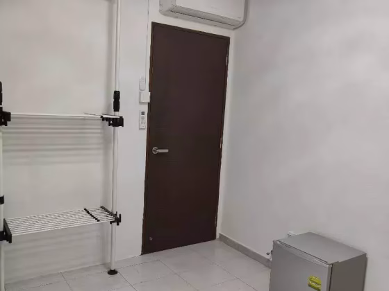 单间出租 • 西部集水区 • 159 Simei Road • S$850 • 5房(4臥室) • 普通房 照片