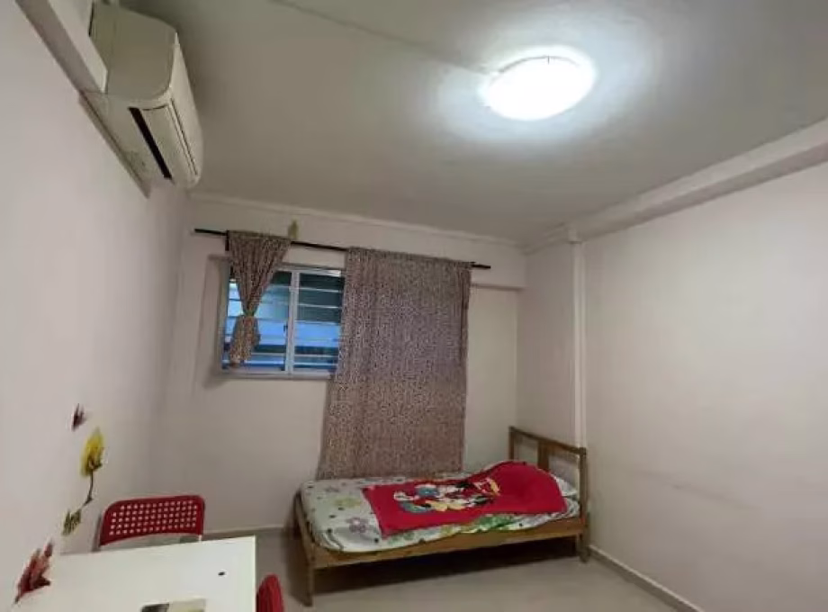 单间出租 • 梧槽 • 365 Yishun Ring Road • S$900 • 3房(2臥室) • 普通房 照片