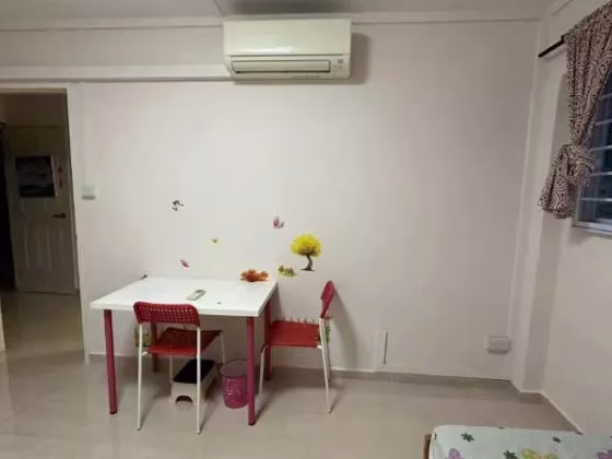 单间出租 • 梧槽 • 365 Yishun Ring Road • S$900 • 3房(2臥室) • 普通房 照片