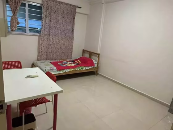 单间出租 • 梧槽 • 365 Yishun Ring Road • S$900 • 3房(2臥室) • 普通房 照片