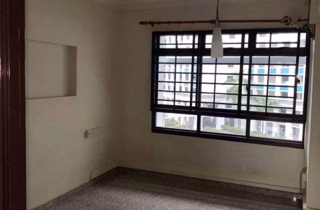 单间出租 • 梧槽 • 115B Yishun Ring Road • S$900 • 3房(2臥室) • 普通房