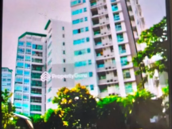房屋出售 • 兀兰 •  Sloane Residences • S$3380 • 住宅公寓 • 1313ft² / 121m² 照片