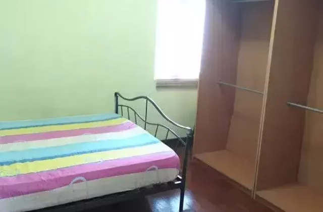 单间出租 • 纽顿 •  Summer Green • S$550 • 住宅公寓 • 普通房