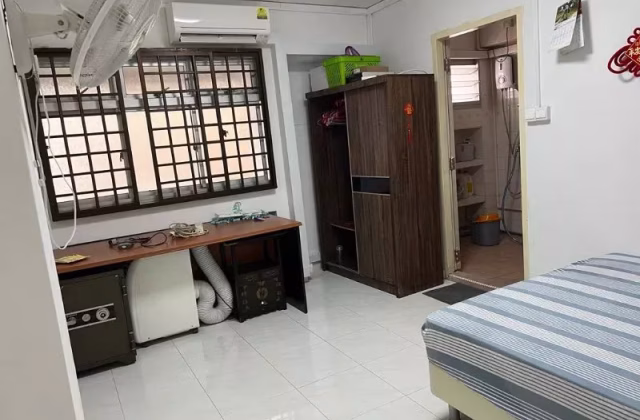 单间出租 • 芽笼 • 569 Choa Chu Kang Street 52 • S$1200 • 4房(3臥室) • 普通房
