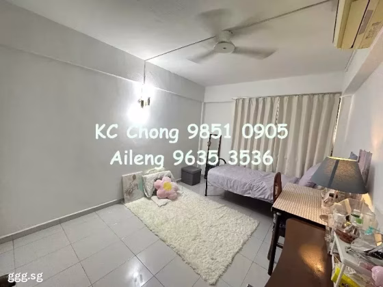 房屋出售 • 巴耶利峇 • 218 Jurong East Street 21 • S$508000 • 3房(2臥室) • 979ft² / 90m² 照片