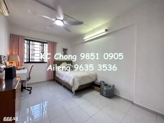 房屋出售 • 巴耶利峇 • 218 Jurong East Street 21 • S$508000 • 3房(2臥室) • 979ft² / 90m² 照片
