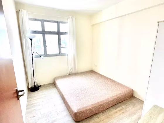 整套出租 • 金文泰 • 95A Henderson Road • S$4650 • 4房(3臥室) • 893ft² / 82m² 照片