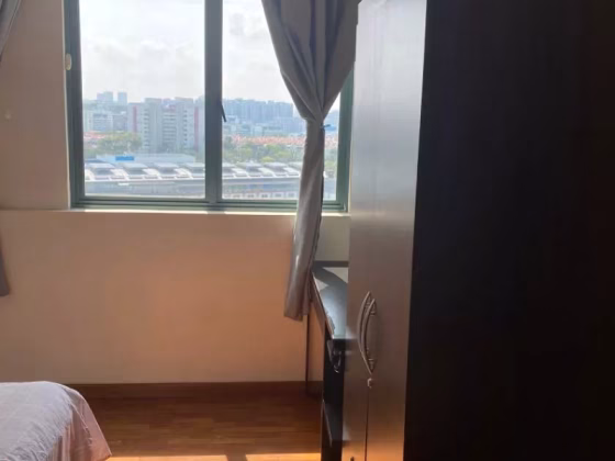 单间出租 • 林厝港 •  Summerdale • S$1300 • 住宅公寓 • 普通房 照片