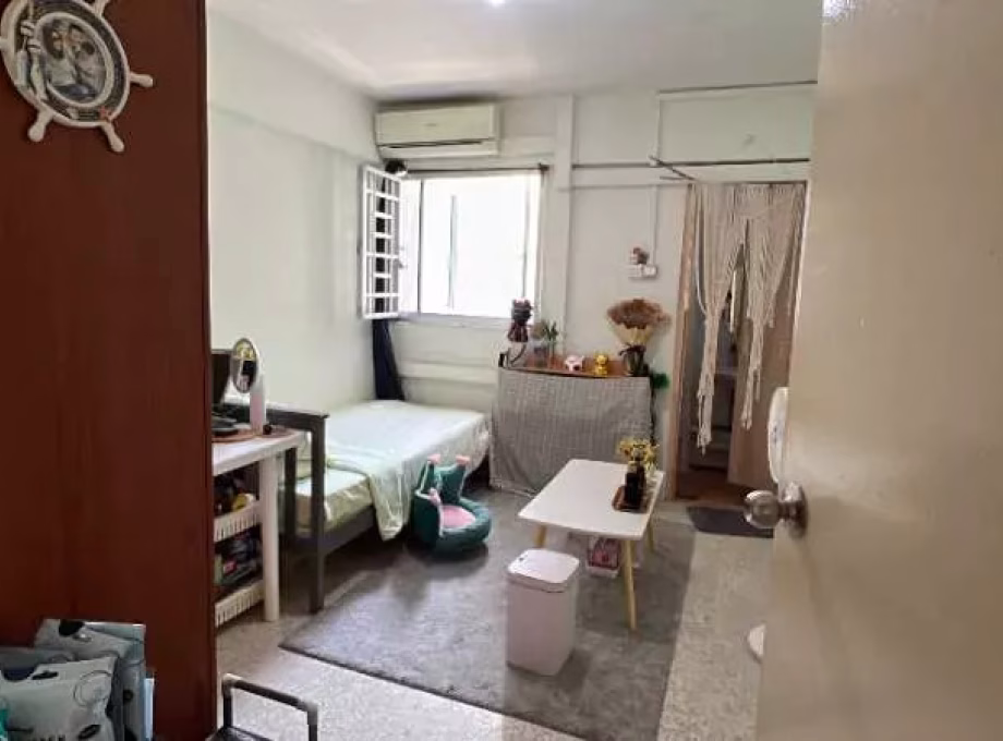 单间出租 • 乌节 • 117 Ang Mo Kio Avenue 4 • S$1300 • 3房(2臥室) • 佣人房 照片