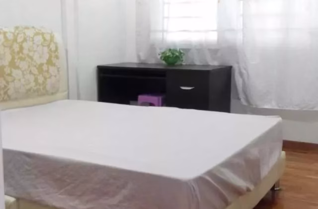 单间出租 • 芽笼 • 414 Choa Chu Kang Avenue 4 • S$800 • 4房(3臥室) • 普通房