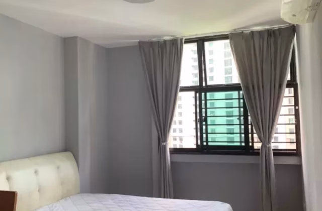 单间出租 • 红山 • 625 Senja Road • S$1000 • 4房(3臥室) • 普通房