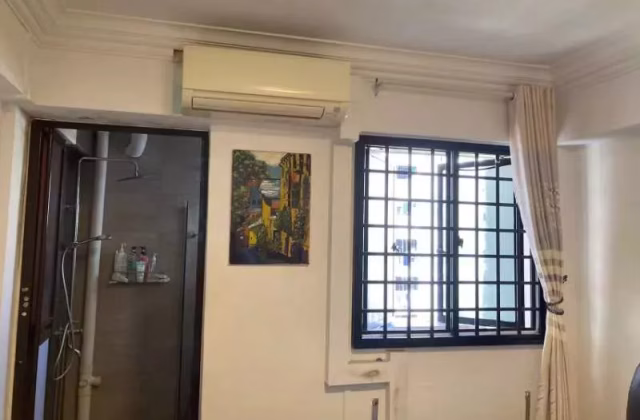 单间出租 • 武吉班让 • 708 Clementi West Street 2 • S$1400 • 3房(2臥室) • 主人房