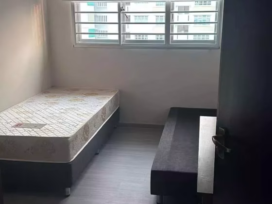单间出租 • 红山 • 636B Senja Road • S$550 • 4房(3臥室) • 床位出租 照片