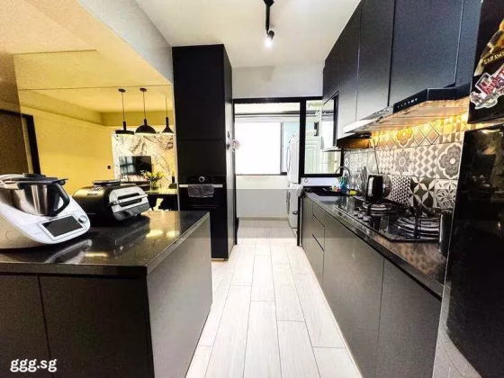 整套出租 • 西部集水区 • 605C Tampines Street 61 • S$3750 • 4房(3臥室) • 990ft² / 91m² 照片