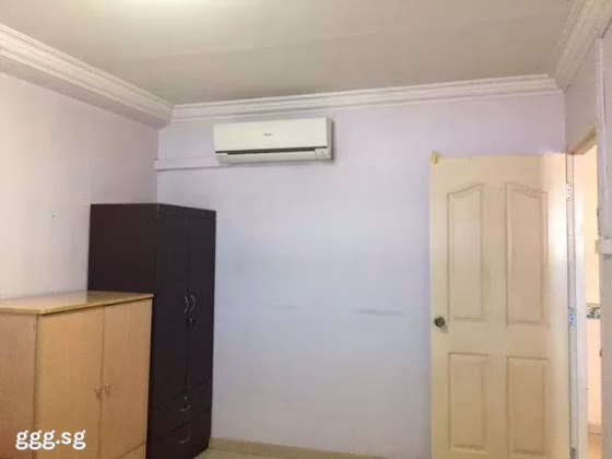 整套出租 • 梧槽 • 284 Yishun Avenue 6 • S$2800 • 3房(2臥室) • 797ft² / 74m² 照片
