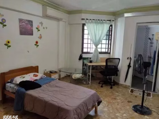 单间出租 • 巴耶利峇 • 244 Jurong East Street 24 • S$1800 • 4房(3臥室) • 主人房 照片