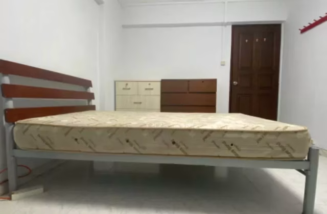 单间出租 • 市中心 • 101 Bishan Street 12 • S$950 • 4房(3臥室) • 普通房