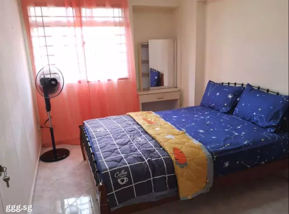 单间出租 • 后港 • 477 Sembawang Drive • S$800 • 4房(3臥室) • 普通房 照片