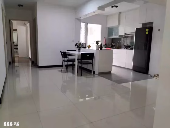 单间出租 • 碧山 • 286B Compassvale Crescent • S$500000 • 4房(3臥室) • 普通房 照片