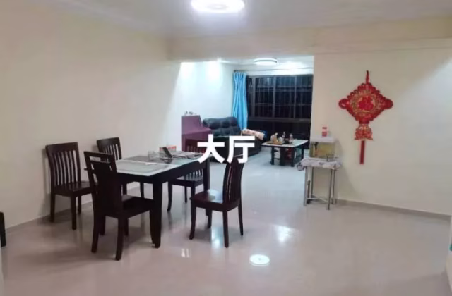 单间出租 • 林厝港 • 652A Jurong West Street 61 • S$1100 • 5房(4臥室) • 普通房