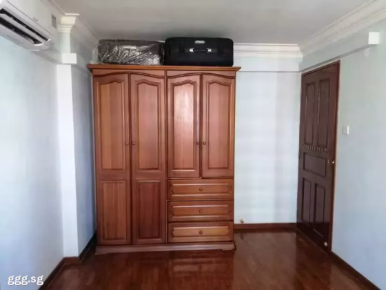 单间出租 • 林厝港 • 678B Jurong West Street 64 • S$1000 • 4房(3臥室) • 普通房 照片
