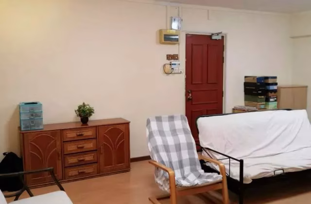 整套出租 • 武吉班让 • 113 Clementi Street 13 • S$4200 • 4房(3臥室) • 1119ft² / 103m²