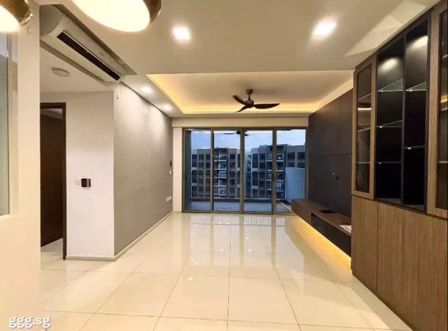 整套出租 • 后港 •  The Visionaire • S$4400 • 共管公寓 • 980ft² / 91m² 照片