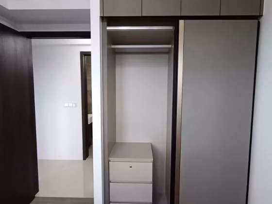 整套出租 • 新加坡河 •  Riverfront Residences • S$4000 • 住宅公寓 • 872ft² / 81m² 照片