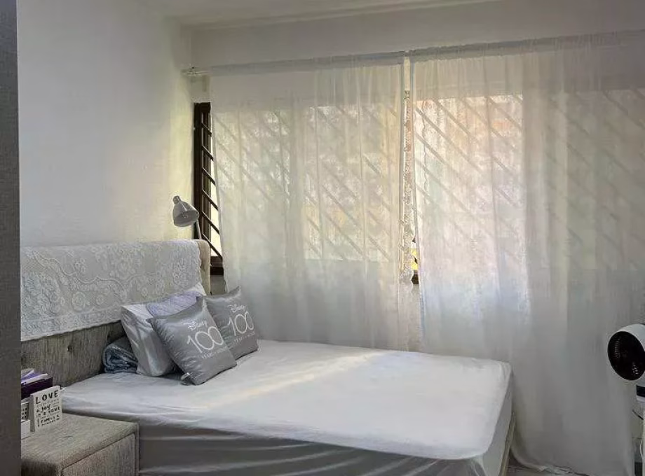 单间出租 • 梧槽 • 850 Yishun Street 81 • S$850 • 5房(4臥室) • 普通房 照片