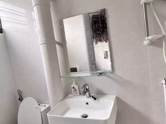 单间出租 • 梧槽 • 306 Yishun Central • S$500 • 3房(2臥室) • 床位出租 照片