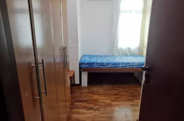 单间出租 • 欧南 •  Sims Residences • S$1200 • 住宅公寓 • 普通房
