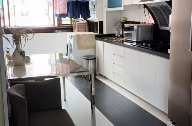 单间出租 • 梧槽 • 725 Yishun Street 71 • S$850 • 3房(2臥室) • 普通房