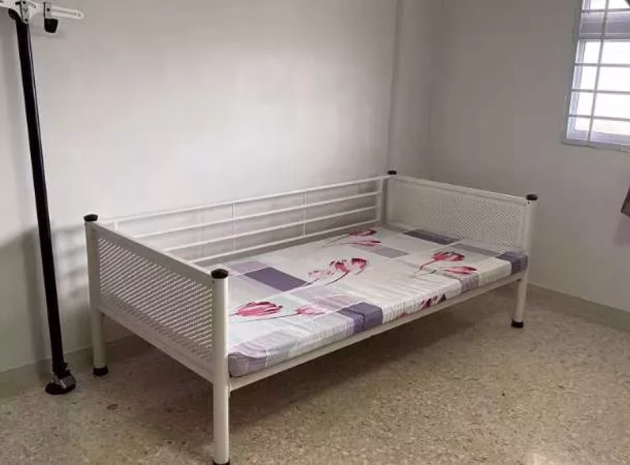 单间出租 • 乌节 • 604 Ang Mo Kio Avenue 5 • S$850 • 3房(2臥室) • 普通房 照片