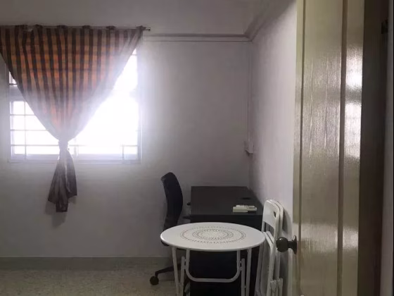 单间出租 • 乌节 • 604 Ang Mo Kio Avenue 5 • S$850 • 3房(2臥室) • 普通房 照片