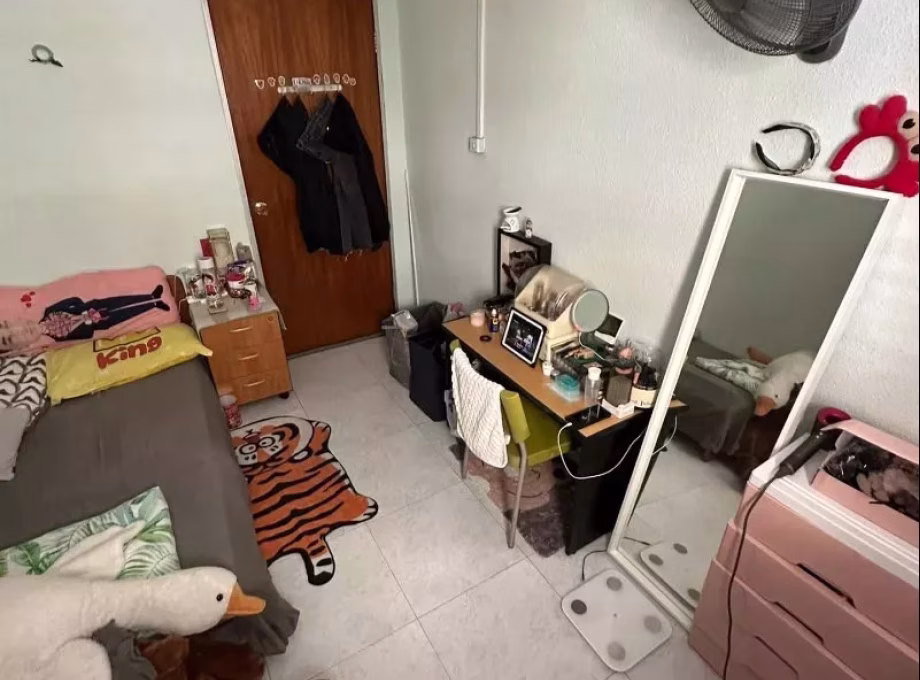 单间出租 • 梧槽 • 812 Yishun Ring Road • S$750 • 5房(4臥室) • 普通房 照片