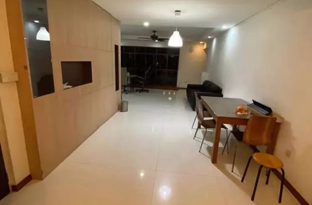 单间出租 • 金文泰 • 73A Redhill Road • S$1400 • 4房(3臥室) • 普通房