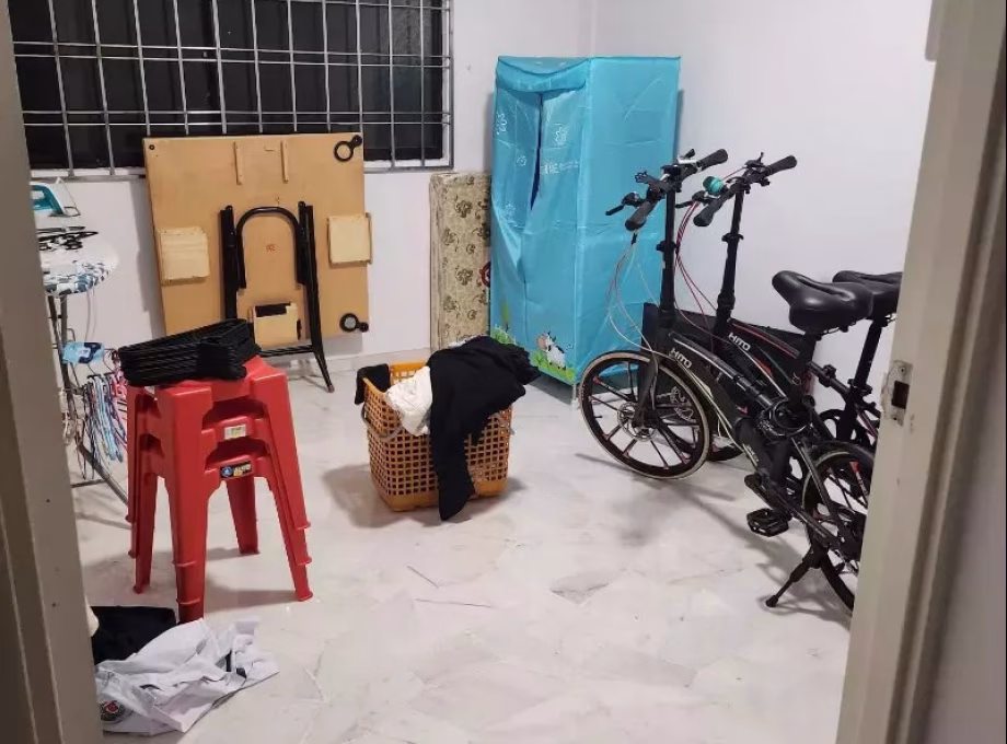 单间出租 • 碧山 • 240 Compassvale Walk • S$1000 • 4房(3臥室) • 普通房 照片