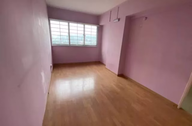 单间出租 • 欧南 • 42 Sims Drive • S$550 • 4房(3臥室) • 普通房
