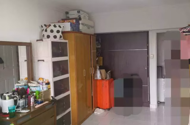单间出租 • 樟宜湾 •  People's Park Complex • S$1600 • 住宅公寓 • 主人房