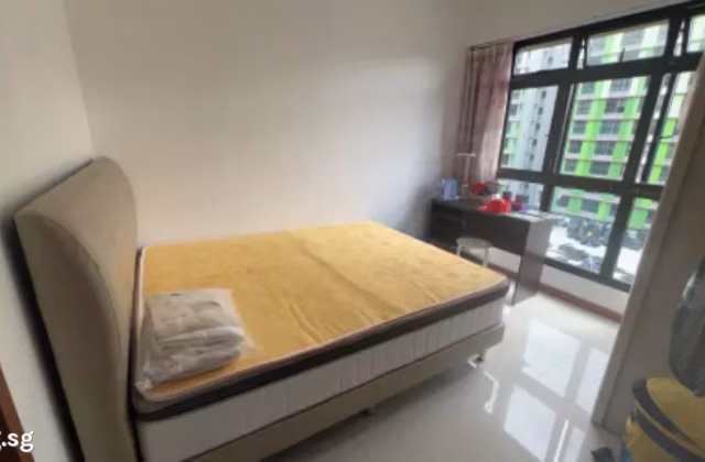 单间出租 • 马林百列 • 201B Woodleigh Link • S$1000 • 4房(3臥室) • 普通房