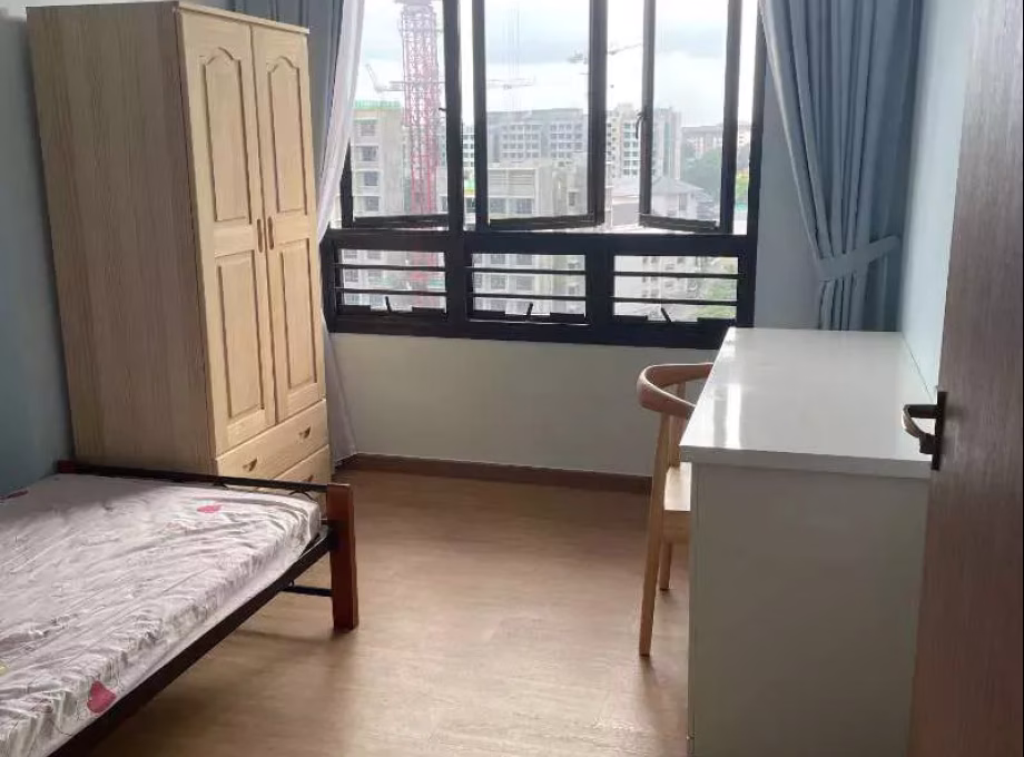 单间出租 • 马林百列 • 215C Bidadari Park Drive • S$1000 • 3房(2臥室) • 普通房 照片