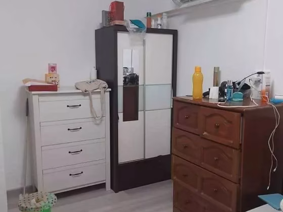 单间出租 • 梧槽 • 754 Yishun Street 72 • S$1200 • 4房(3臥室) • 普通房 照片