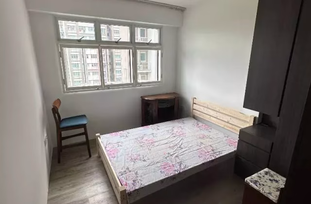 单间出租 • 武吉巴督 • 453A Bukit Batok West Avenue 6 • S$1200 • 5房(4臥室) • 普通房