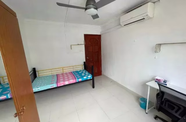 单间出租 • 新加坡河 • 515 Hougang Avenue 10 • S$1000 • 5房(4臥室) • 普通房